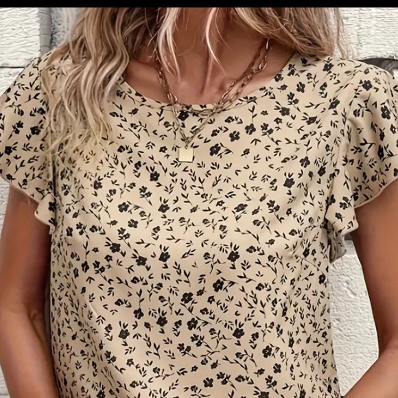 SUPER CUTE 🥰 Tan & Black Floral Print Blouse!! XL - Picture 16 of 16